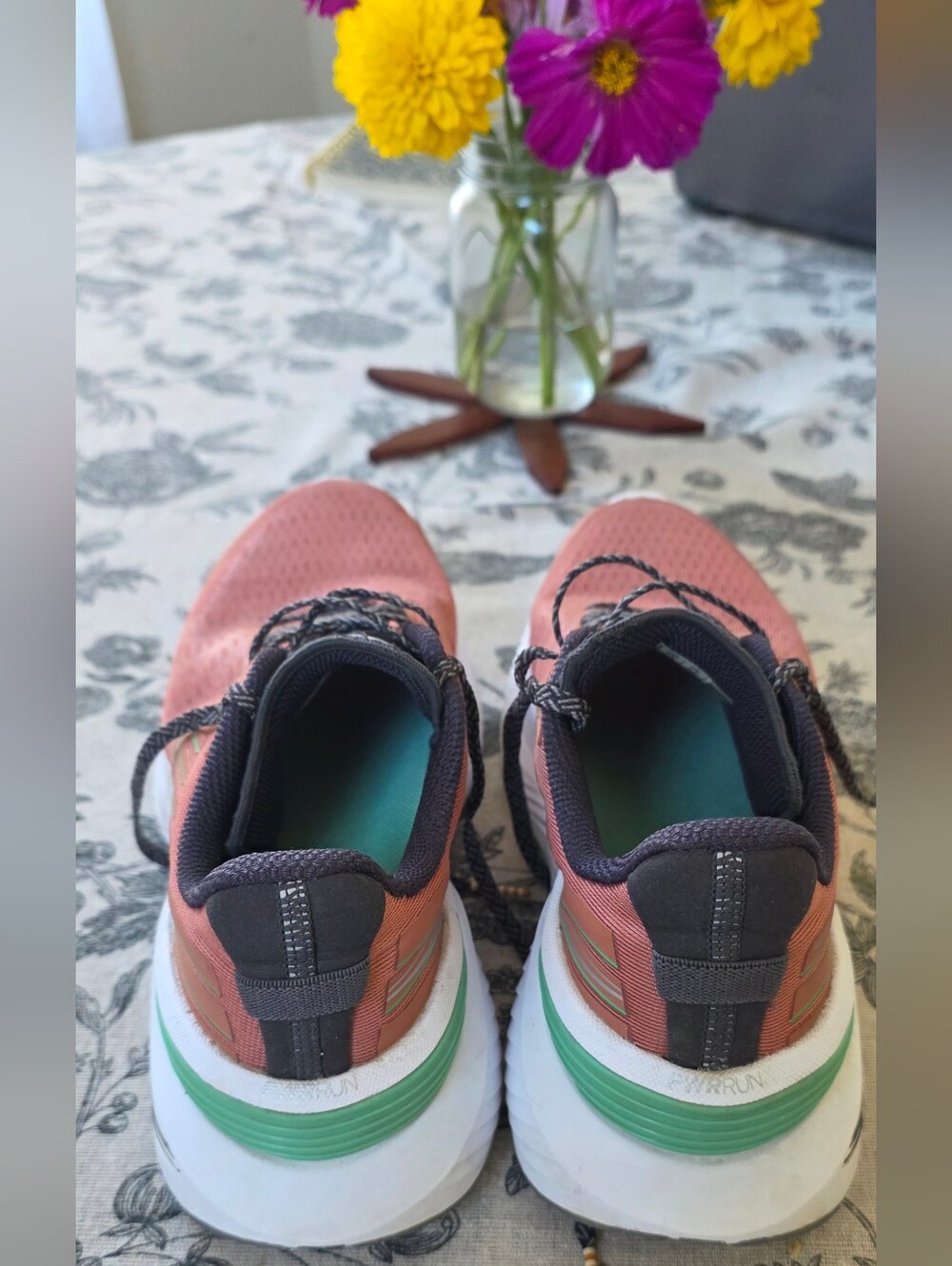 Saucony ENDORPHIN Shift 3